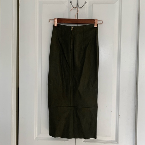 Scanlan and Theodore Calves Leather Skirts - Picture 6 of 8